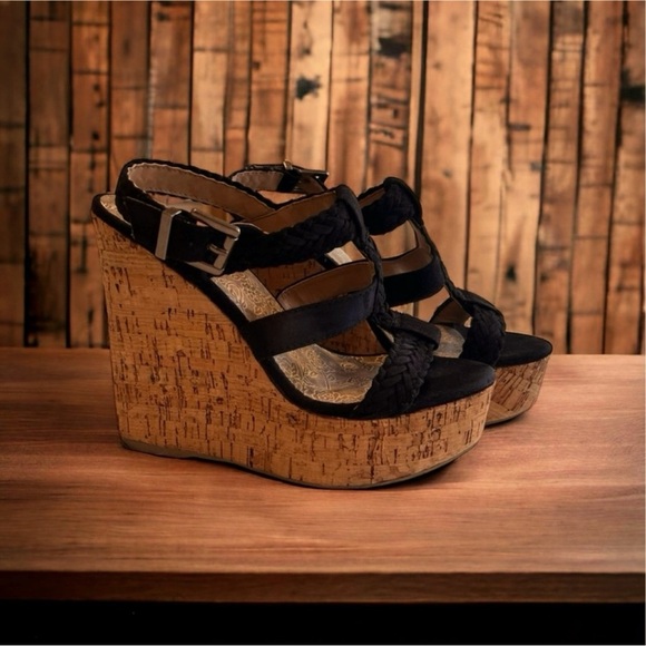 Soda Black Vegan Stappy 6” cork heeled platform wedges. SZ10 Great Condition. - Picture 2 of 16